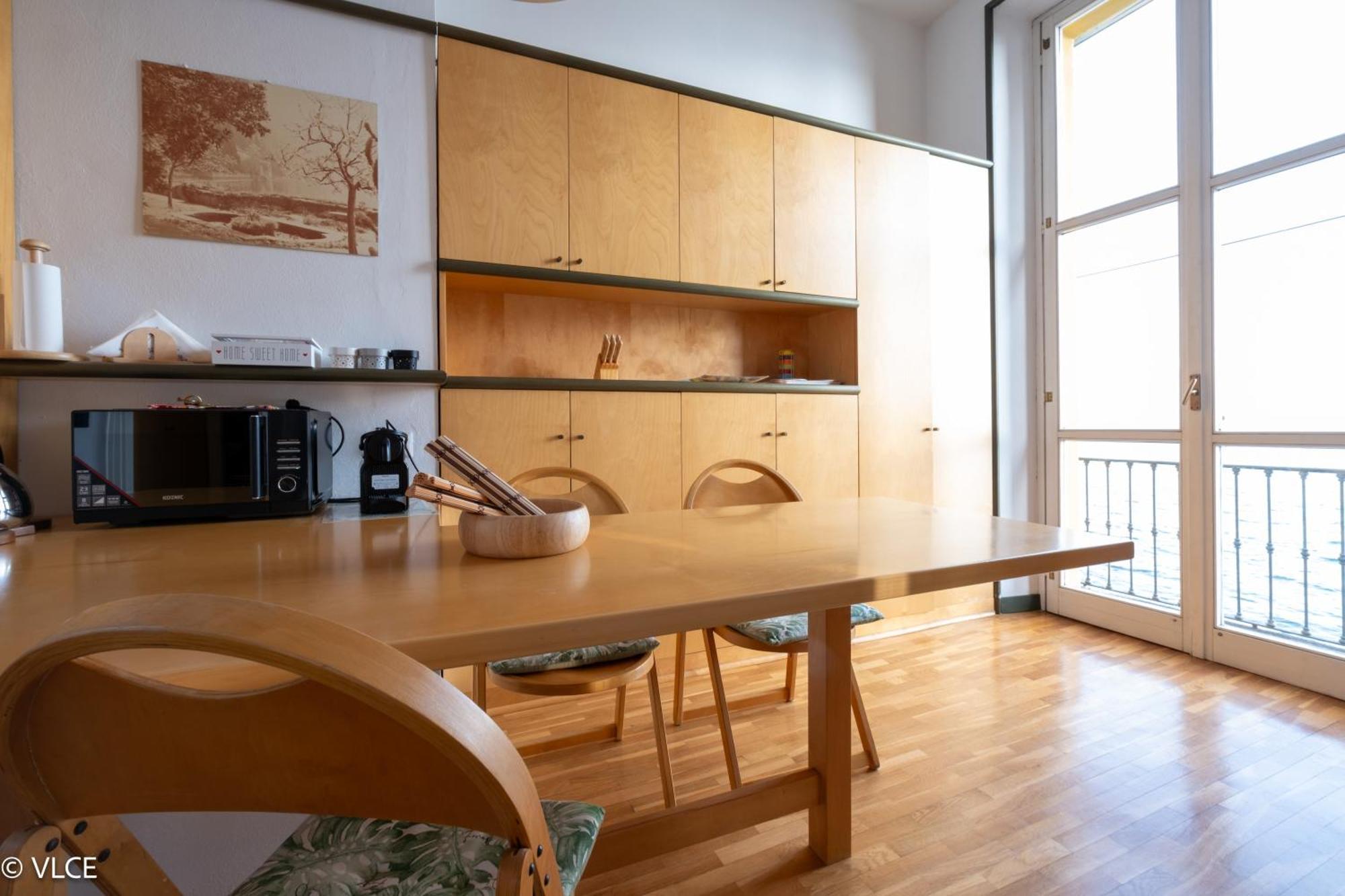 La Casa Di Anna Lägenhet Varenna Exteriör bild